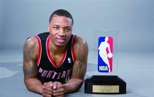 明显有些手 明显有些手