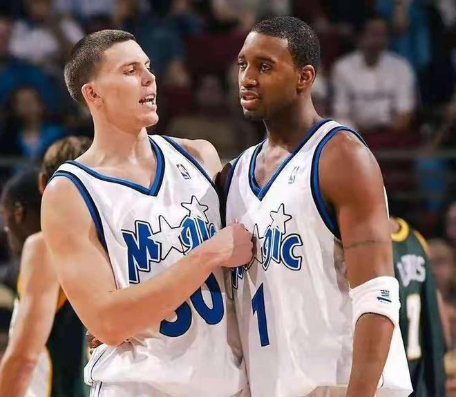 篮球战术中 篮球战术中