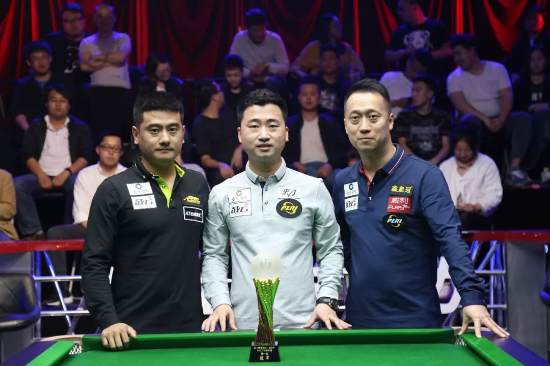 汤普森该首 汤普森该首